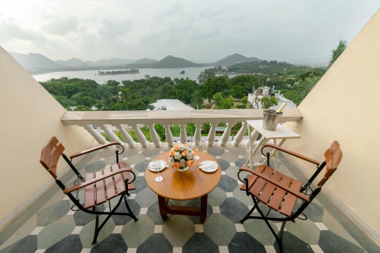 Hotel Hilltop Palace Udaipur Ngoại thất bức ảnh