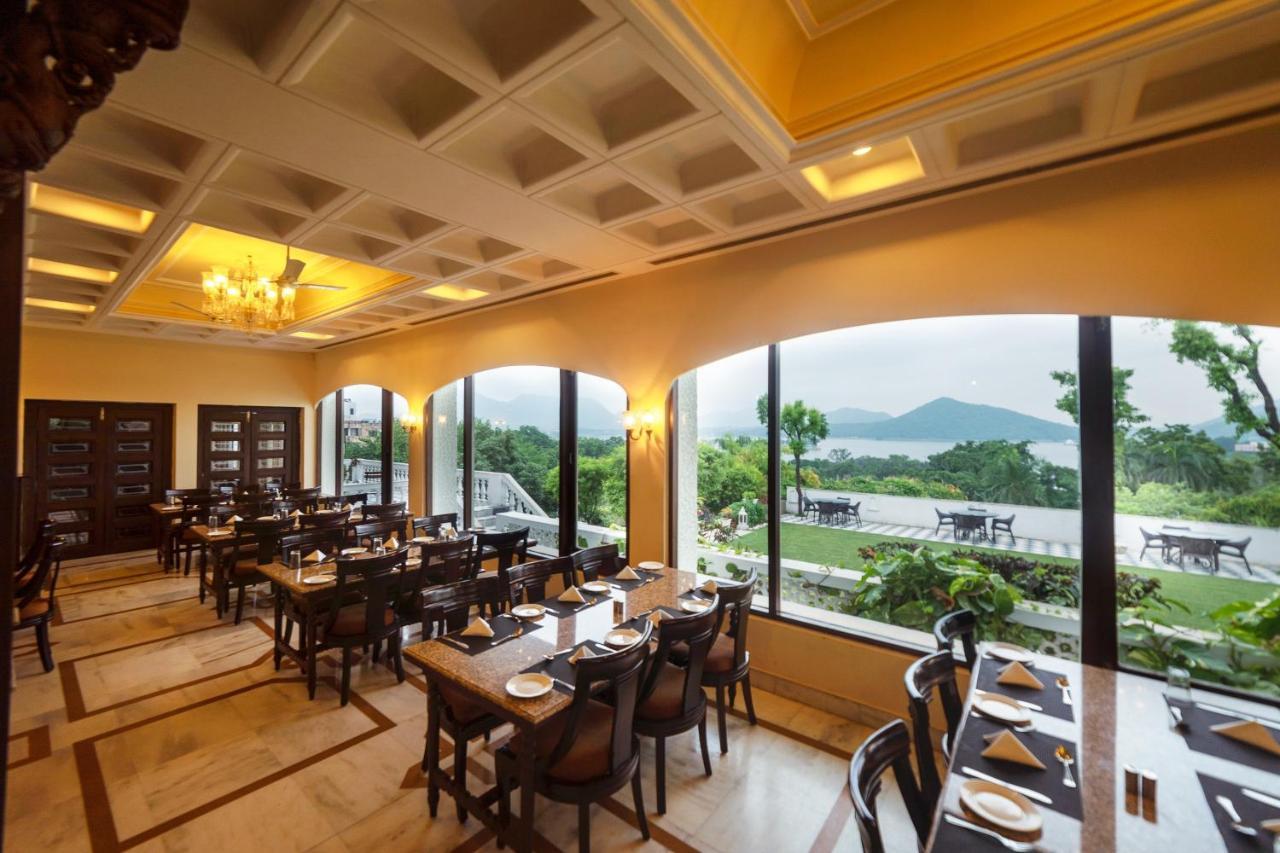 Hotel Hilltop Palace Udaipur Ngoại thất bức ảnh